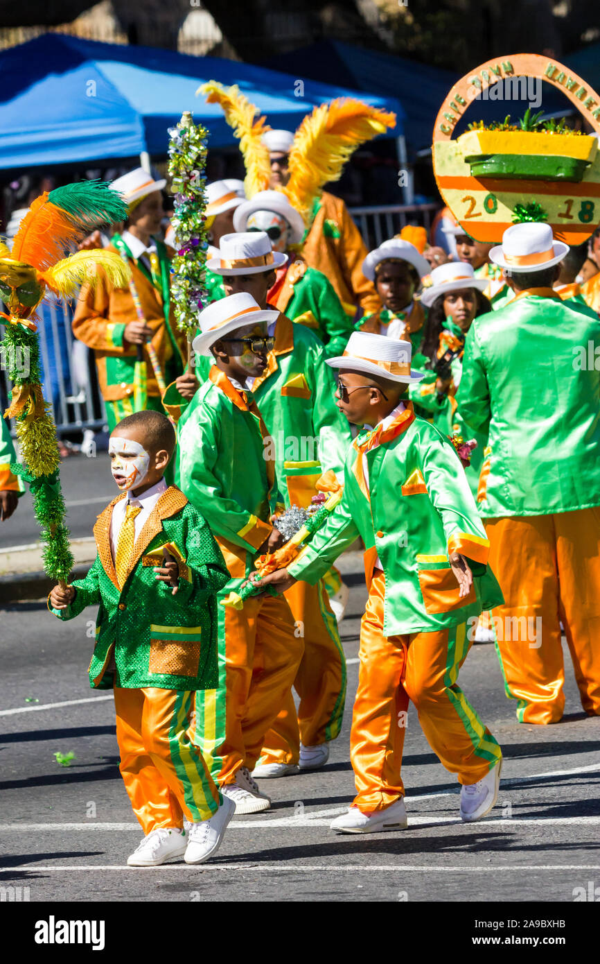 Minstrel carnival participants à la journée de l'an street parade dans le centre-ville de Cape Town, Afrique du Sud appelée Tweede nuwejaar Banque D'Images