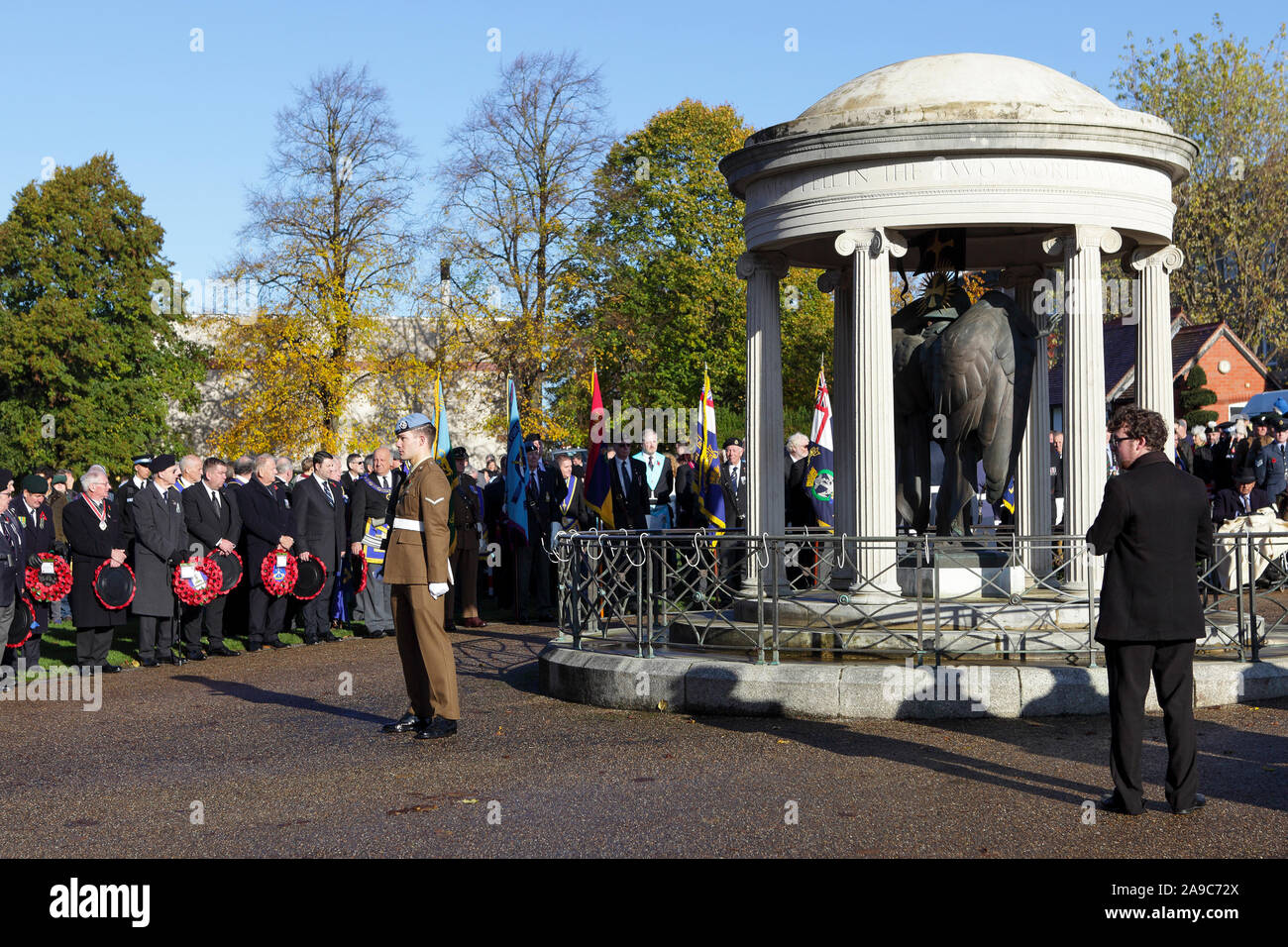 Commémorations du jour à Shrewsbury en ce beau dimanche matin de novembre. Banque D'Images