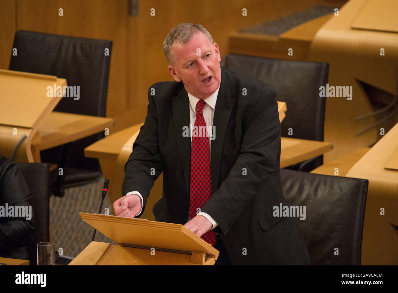 Edinburgh, Royaume-Uni. 14 novembre 2019. Photo : Alex Rowley MSP - Parti travailliste écossais. Débat de l'après-midi : Répercussions de l'imposition de droits de douane américains sur les produits écossais. Crédit : Colin Fisher/Alamy Live News Banque D'Images