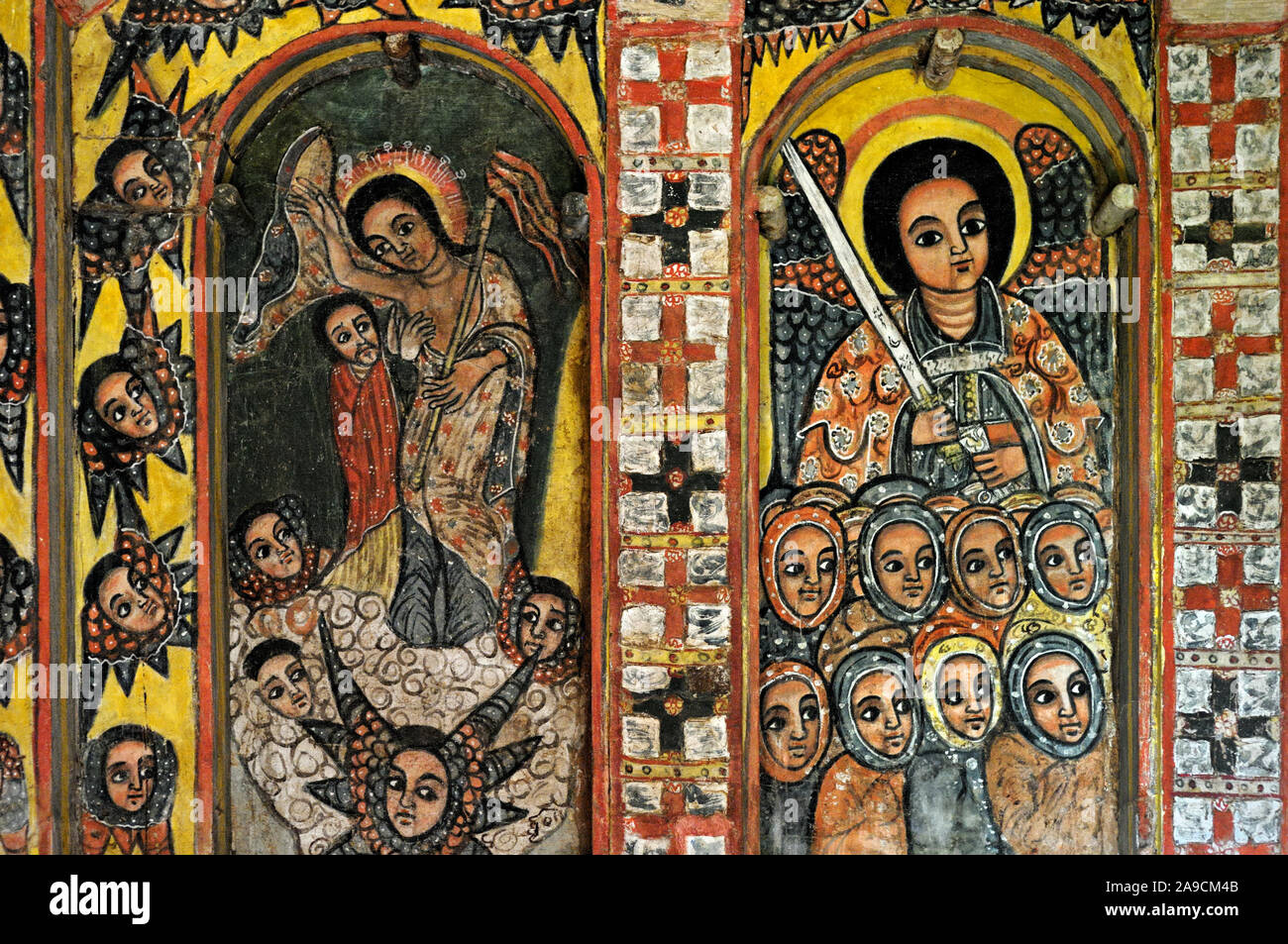 L'intérieur de peintures murales de l'église Narga Sélassié sur l'île de Dek, Lac Tana, Ethiopie Banque D'Images