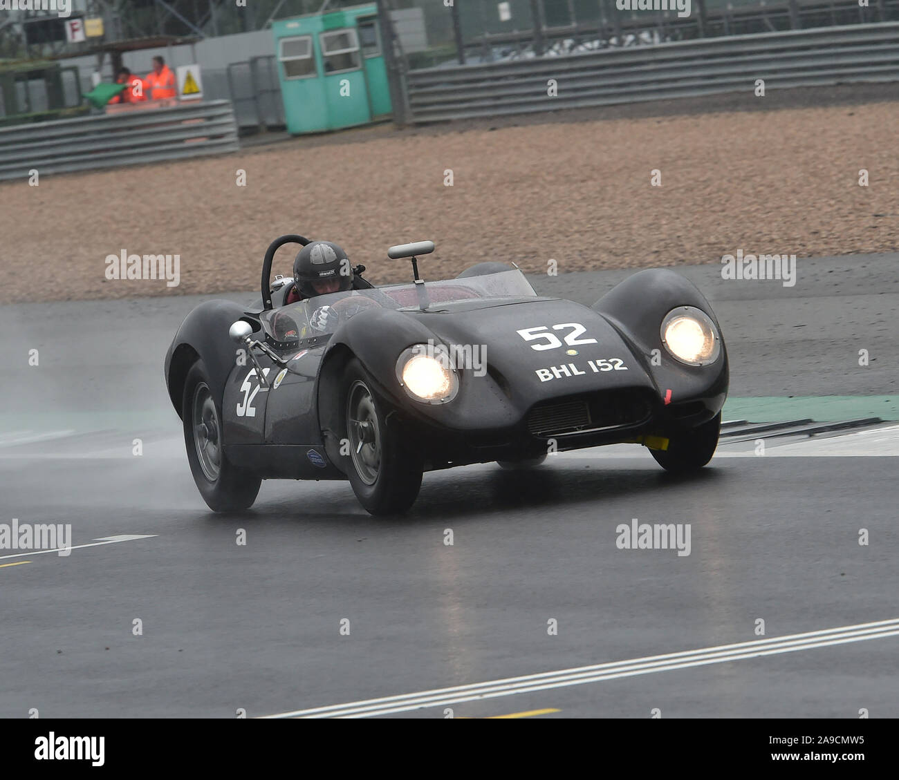 John Spiers, Lister Jaguar dite nodulaire, Royal Automobile Club Woodcote Trophy, Stirling Moss Trophy, Silverstone Classic, juillet 2019, Silverstone, Northamp Banque D'Images