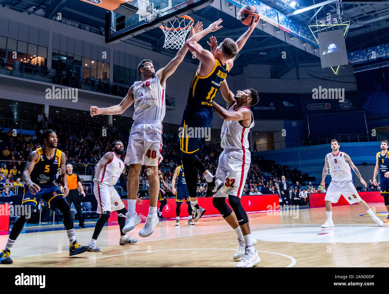 # 11 Jonas Jerebko de Khimki Moscow vu en action contre AX Armani Exchange Milan pendant la série 8 correspond à la Turkish Airlines Euroleague.(score final ; Khimki Moscow a gagné 87:79 AX Armani Exchange Milan) Banque D'Images
