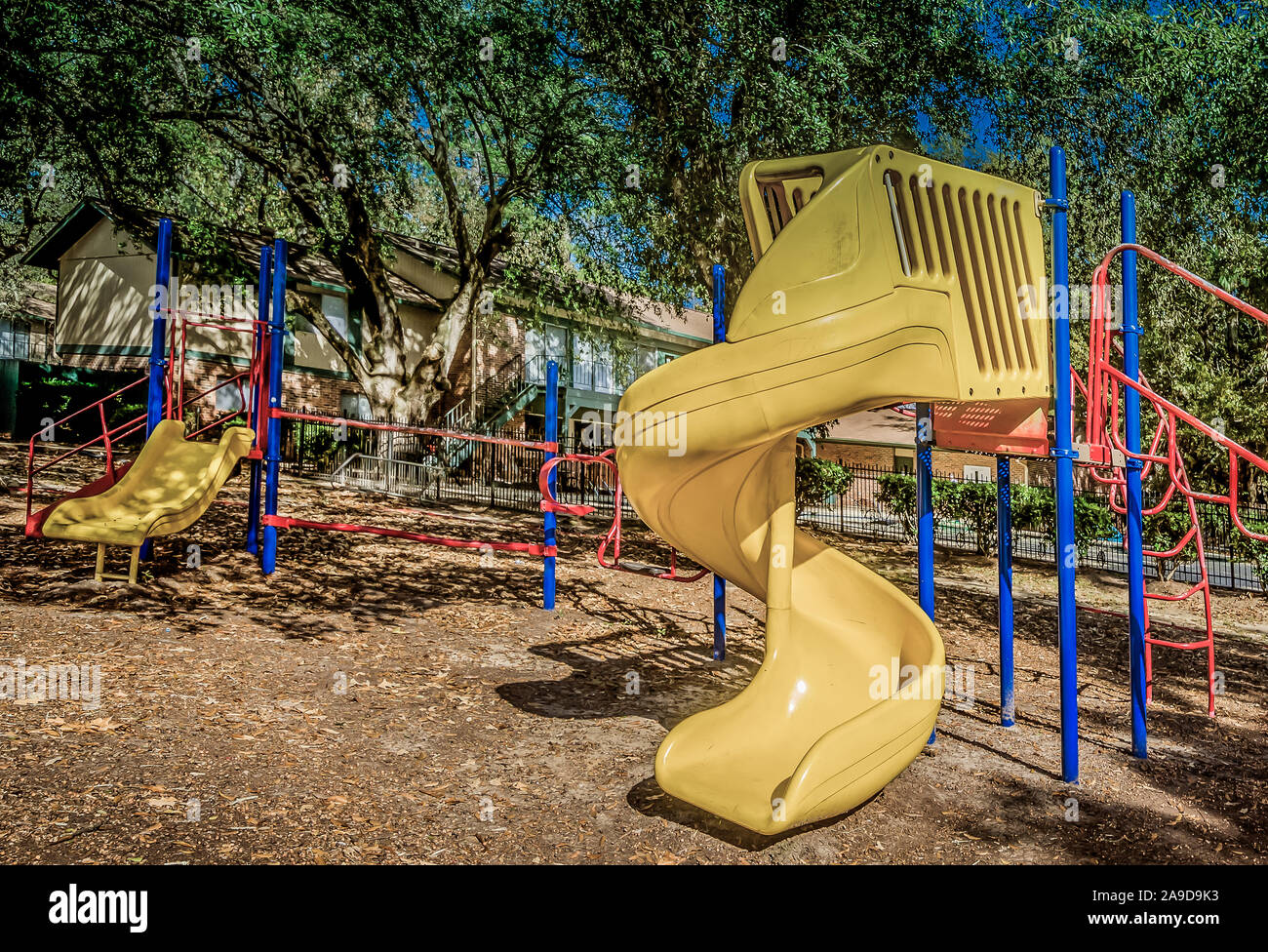 Une aire de jeux est l'un des équipements disponibles pour les résidents de maisons de vacances Bois d'automne dans la région de Mobile, Alabama. Banque D'Images