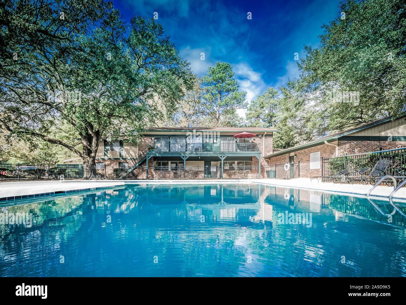 Une piscine intérieure est l'un des équipements disponibles pour les résidents de maisons de vacances Bois d'automne, le 27 novembre 2015, à Mobile, Alabama. Banque D'Images