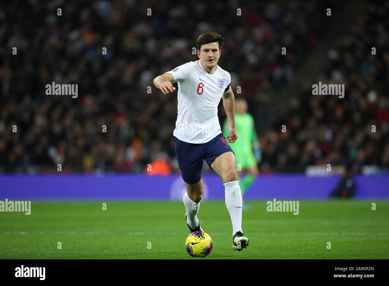 Harry Maguire (E) le match entre l'Angleterre et le Monténégro est la 1000e senior men's international match et c'est l'Angleterre v Monténégro UEFA Qualificatif de l'euro au stade de Wembley, Londres, le 14 novembre 2019. **Utilisation éditoriale uniquement, licence requise pour un usage commercial. Aucune utilisation de pari, de jeux ou d'un seul club/ligue/dvd publications** Banque D'Images