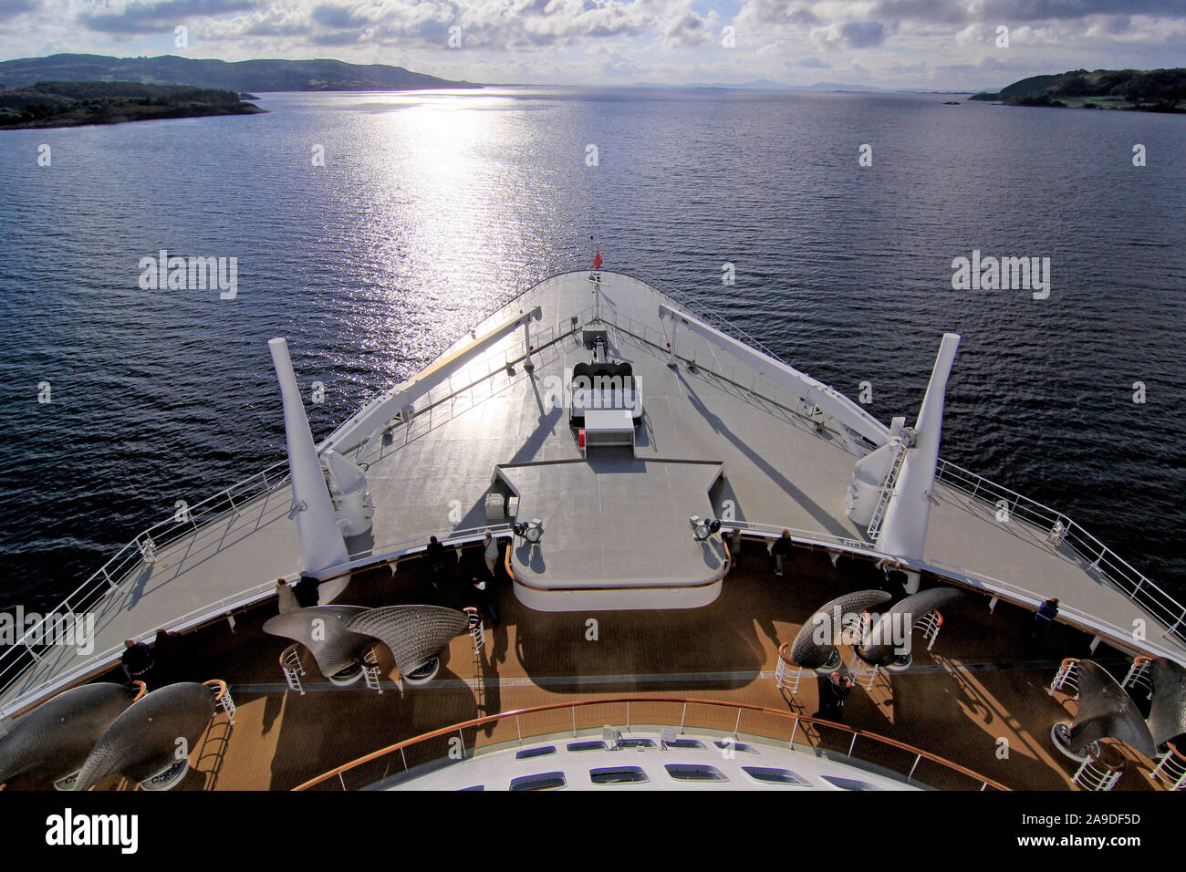 Bateau de croisière Queen Mary 2 dans le fjord en face de Stavanger, Rogaland, Banque D'Images