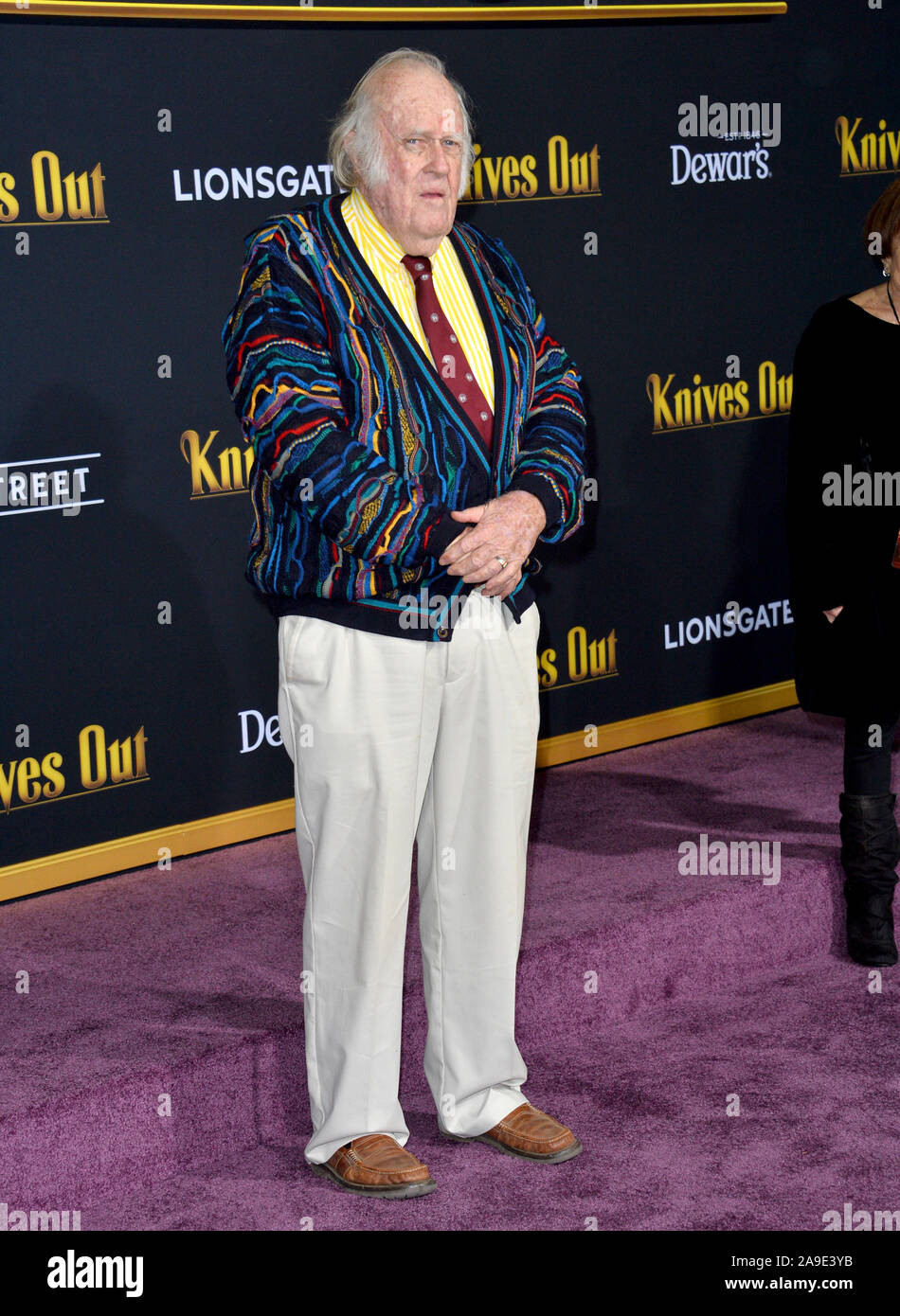 Los Angeles, USA. 14Th Nov, 2019. M. Emmet Walsh à la première de 'Knives out' au Regency Village Theatre. Photo Credit : Paul Smith/Alamy Live News Banque D'Images