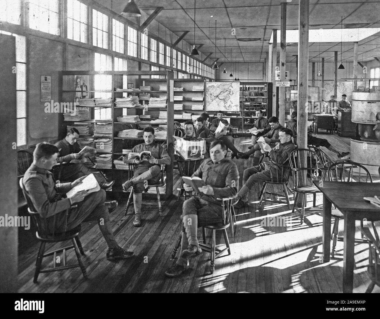 1918 - bibliothèques - New York à travers l'Iowa - Bibliothèque, alcôve, Camp Gordon, Géorgie Banque D'Images