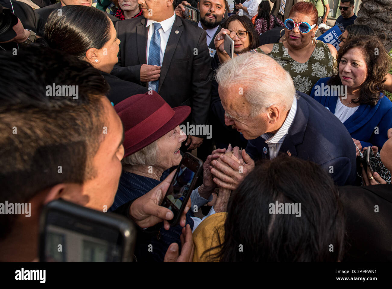 Los Angeles, Californie, USA. 14Th Nov, 2019. Candidat présidentiel Joe Biden rencontre avec des partisans à la fin de sa campagne rassemblement à Los Angeles Trade Technical College. Crédit : Justin L. Stewart/ZUMA/Alamy Fil Live News Banque D'Images