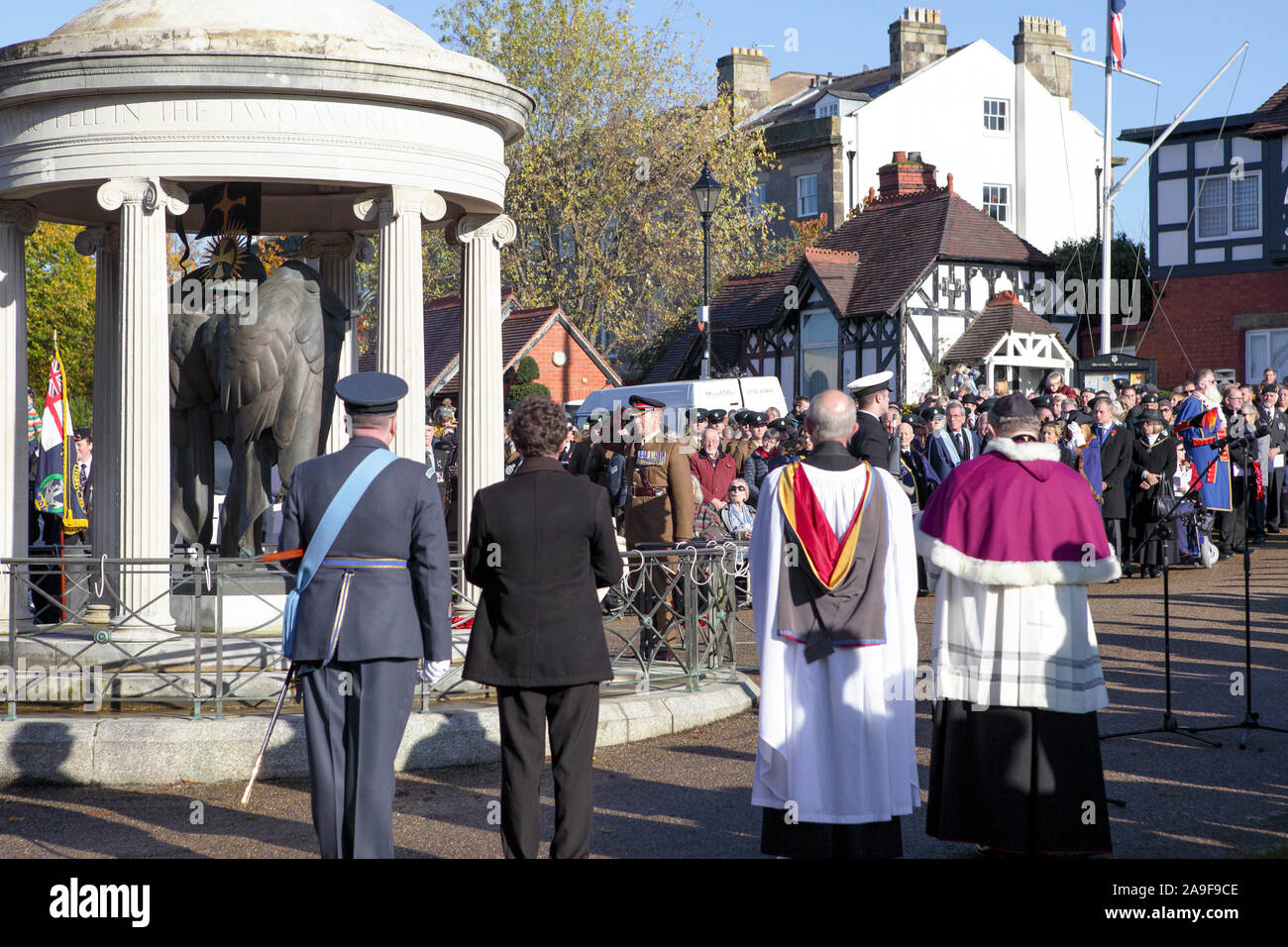 Commémorations du jour à Shrewsbury en ce beau dimanche matin de novembre. Banque D'Images