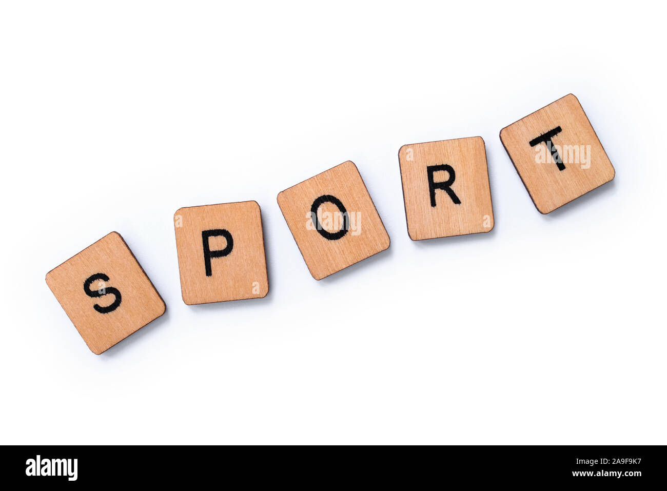 Le mot sport, de l'épeautre avec des lettres sur un fond blanc. Banque D'Images