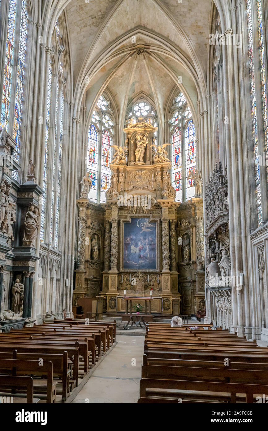 Rouen, Seine-Maritime / France - 12 août 2019 - vue de l'intérieur de la Cathédrale Notre Dame de Rouen Banque D'Images