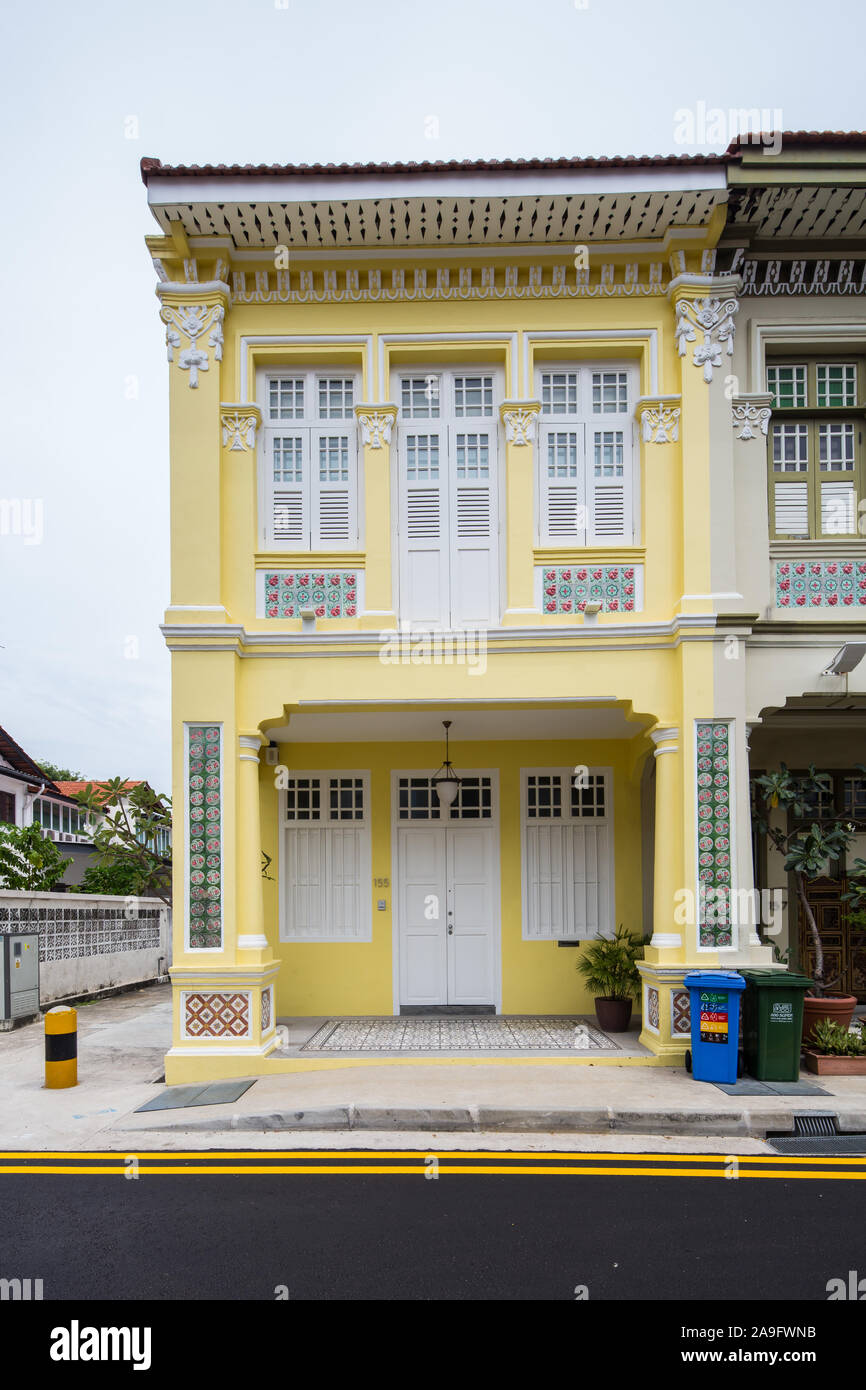 Architecture du magasin Peranakan préservé de Joo Chiat Road, Singapour. Banque D'Images