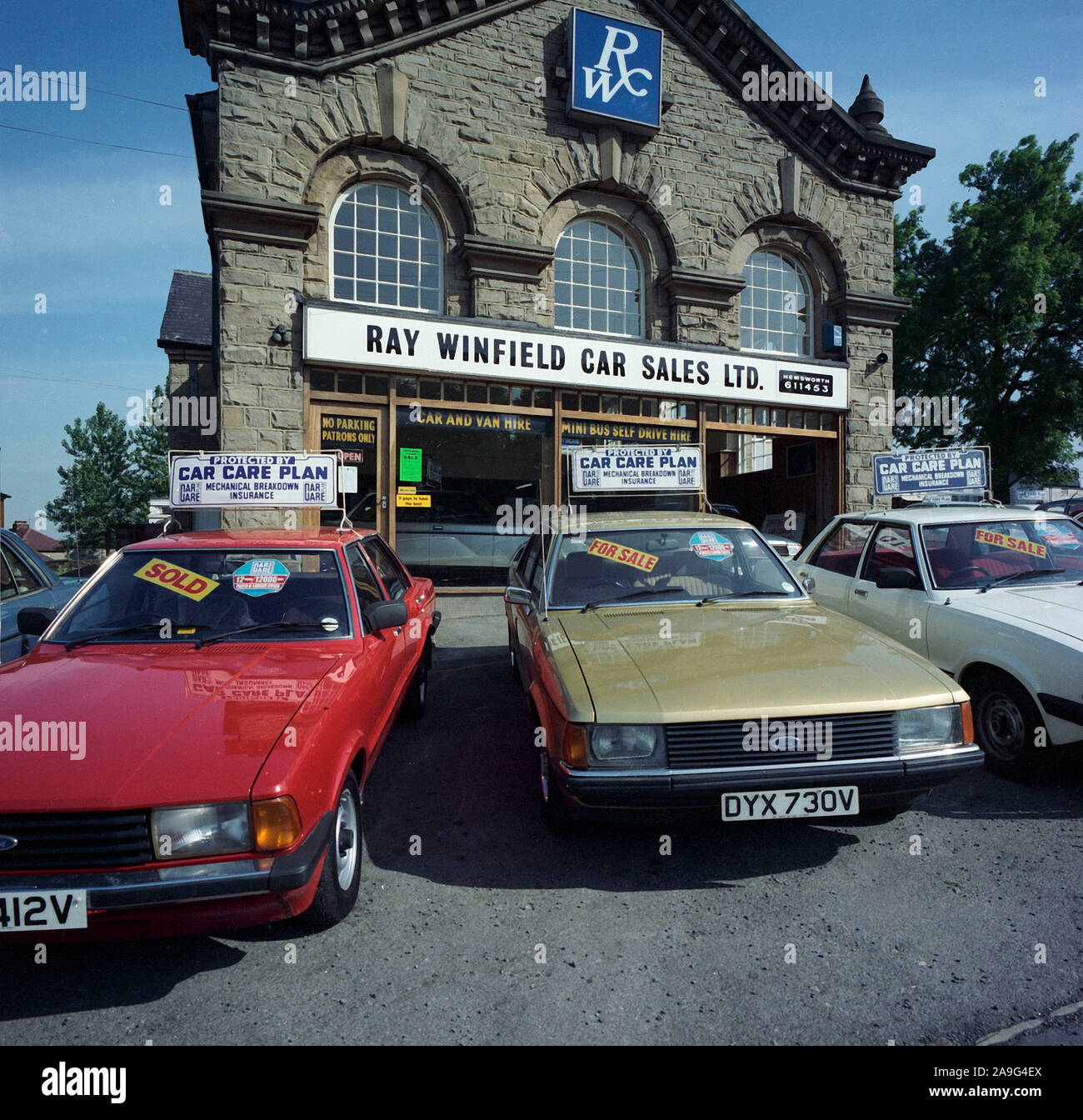 1983 Deuxième main, Ackworth, West Yorkshire, dans le Nord de l'Angleterre, Royaume-Uni Banque D'Images