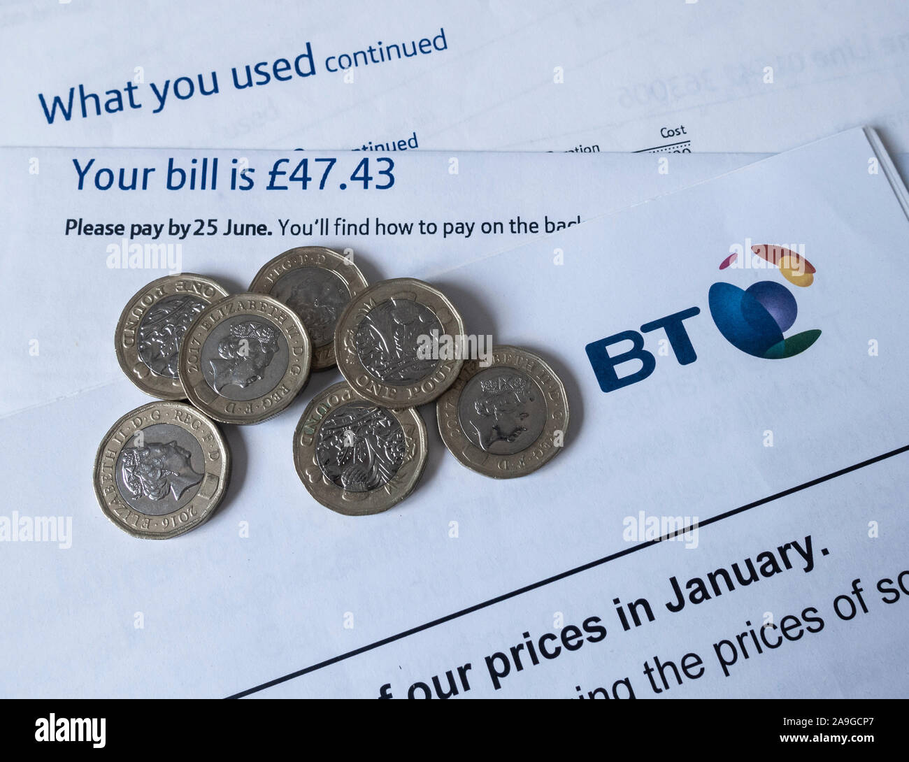 Pièces livre sur BT, British Telecom facture de téléphone. UK Banque D'Images