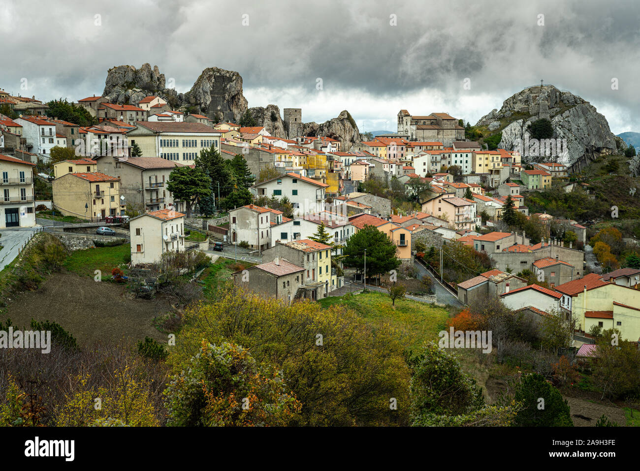 Pietrabbondante, village de montagne dans la province d'Isernia. Molise, Italie Banque D'Images