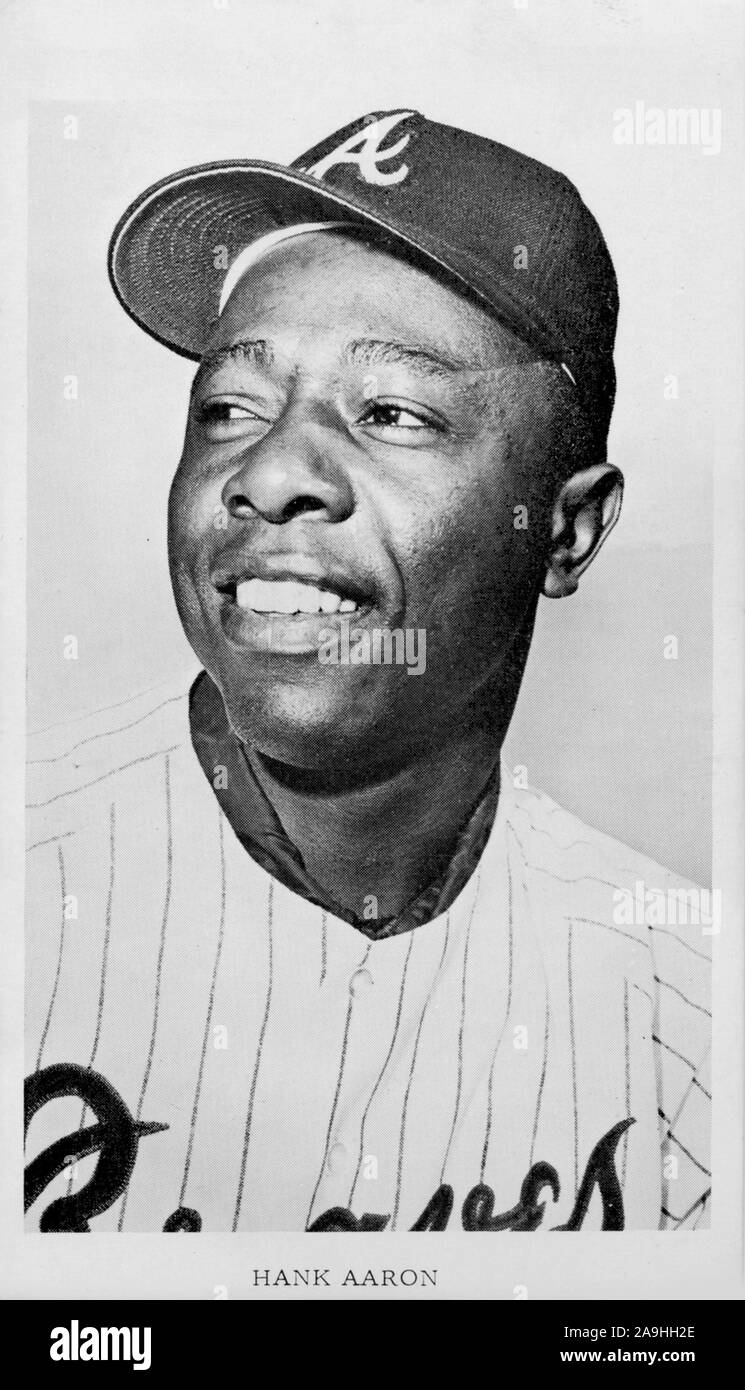 Légende 117/600 Vintage noir et blanc portrait de Hall of Fame joueur de baseball Hank Aaron avec les Braves d'Atlanta vers 1960 des années 70. Banque D'Images