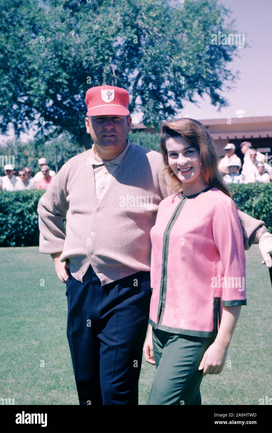 Mai, 1962 : Ann-Margret actrice pose pour un portrait au cours d'un événement golf vers mai, 1962. (Photo de Hy Peskin) *** légende locale *** Ann-Margret Banque D'Images
