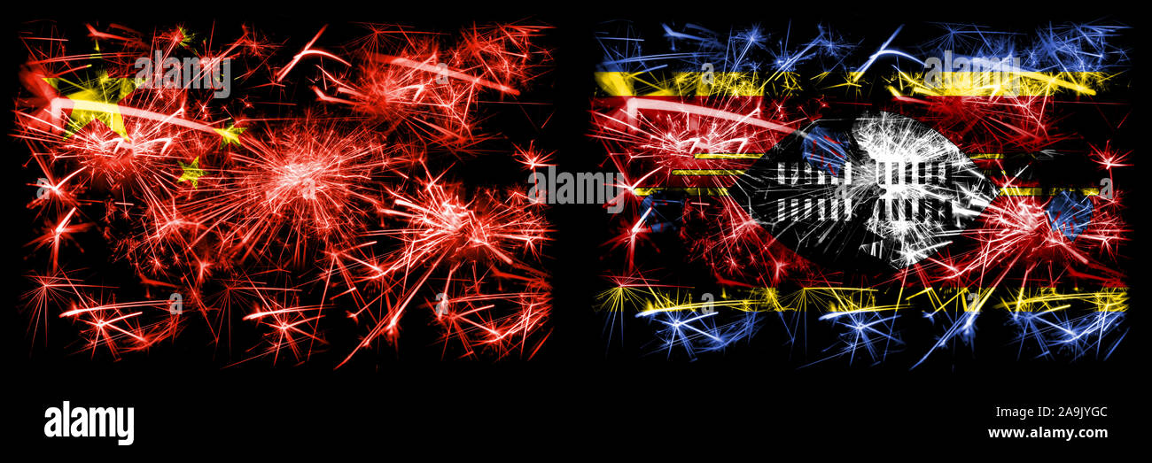 La Chine, le chinois vs Swaziland Swazi, fête du Nouvel An billet d'artifice mousseux fond concept drapeaux. Combinaison de deux états abstraits des drapeaux. Banque D'Images