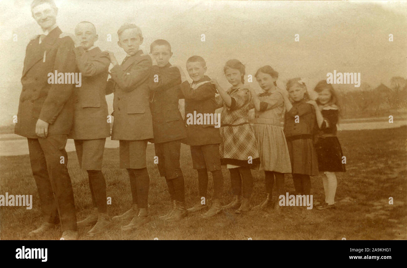 Groupe d'enfants classés du plus grand au plus petit, de l'Italie Banque D'Images