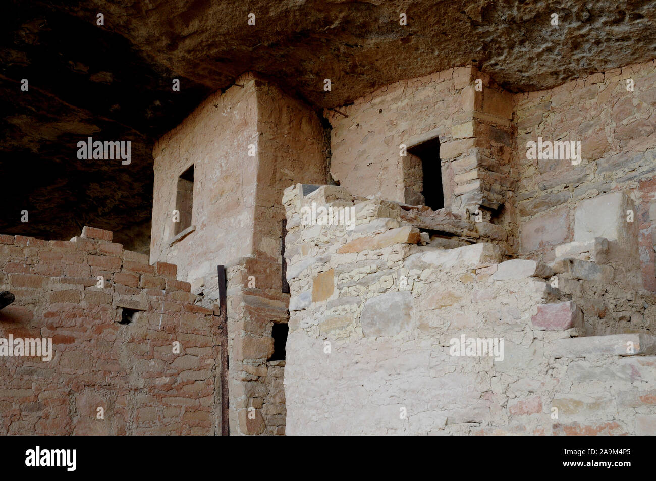 Balcon Chambre à Mesa Verde National Park, Colorado Pueblo ancestrales sont des ruines. Ils sont ouverts au public, mais seulement avec un Ranger visite guidée. Banque D'Images