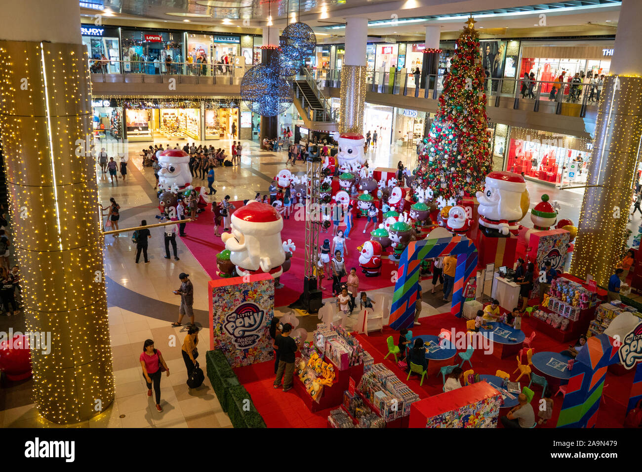 Décorations de Noël dans le centre commercial SM City Cebu Philippines,Ville, Banque D'Images