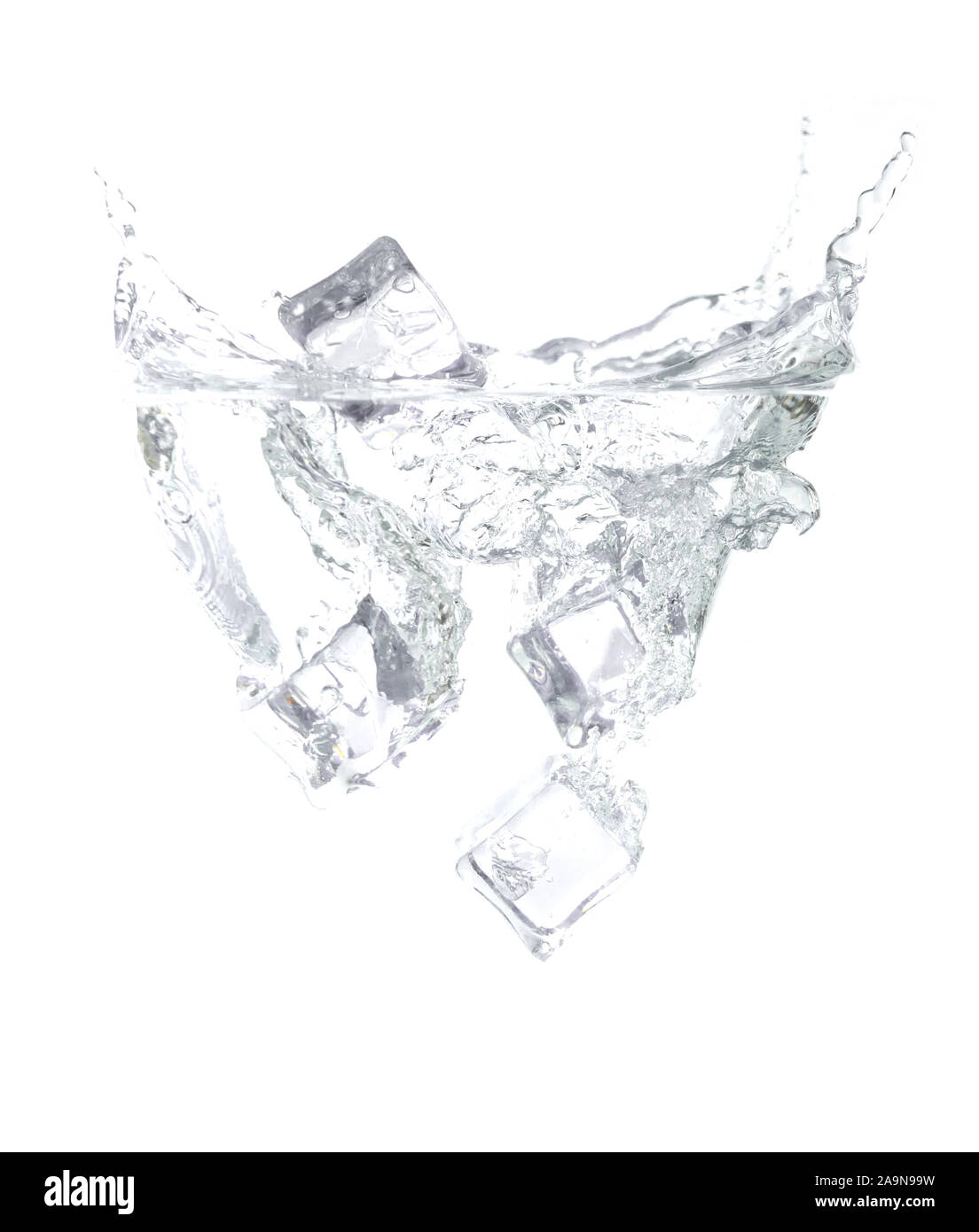 Les éclaboussures d'eau et d'abandon sur fond blanc Banque D'Images