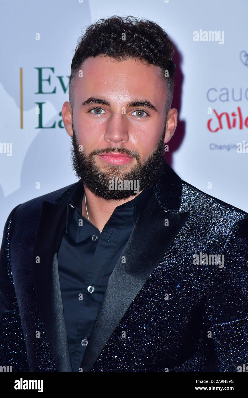 Londres, Royaume-Uni. 16 Nov 2019. Volait comme un papillon Ball pour enfants Caudwell Charity au Grosvenor House Hotel, le 16 novembre 2019, Londres, Royaume-Uni. Credit Photo : Alamy/Capital Live News Banque D'Images