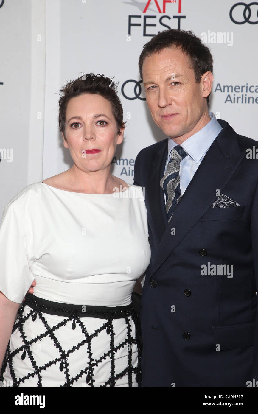 Hollywood, CA. 16 Nov, 2019. Olivia Colman et Tobias Menzies à la projection de gala de la Couronne et Hommage à Peter Morgan au théâtre chinois de Grauman à Hollywood, Californie le 16 novembre 2019 Crédit : Faye Sadou/media/Alamy Punch Live News Banque D'Images