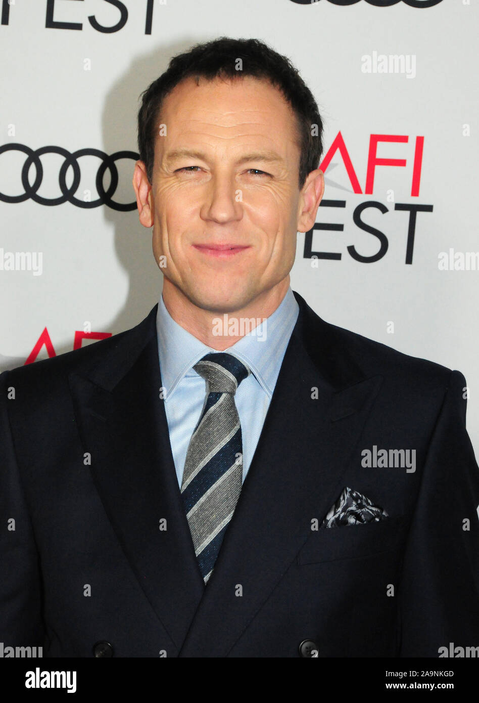 Hollywood, Californie, USA 16 novembre 2019 Acteur Tobias Menzies participe à Festival de 2019 présenté par Audi 'la Couronne" et projection de Gala hommage à Peter Morgan le 16 novembre 2019 au Théâtre chinois de Grauman à Hollywood, Californie, USA. Photo de Barry King/Alamy Live News Banque D'Images