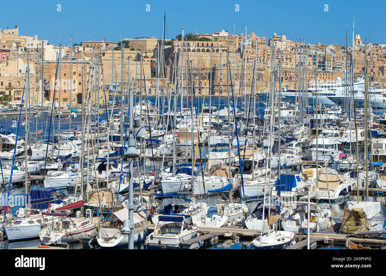 3 villes bay avec des bateaux, Birgu, Malte Banque D'Images