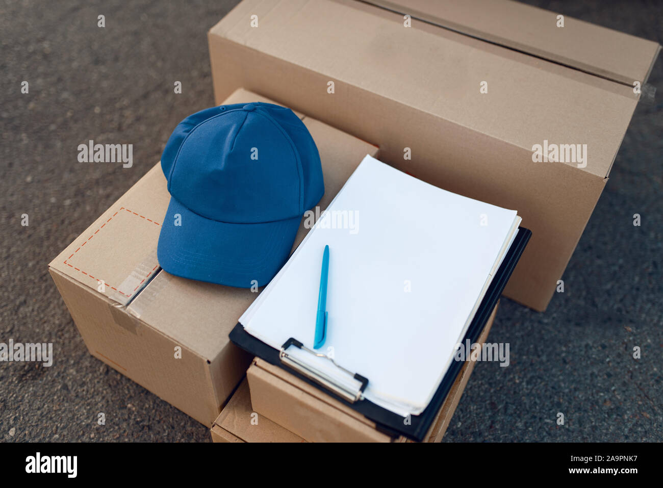 Boîtes à colis et le concept de service de livraison, Banque D'Images