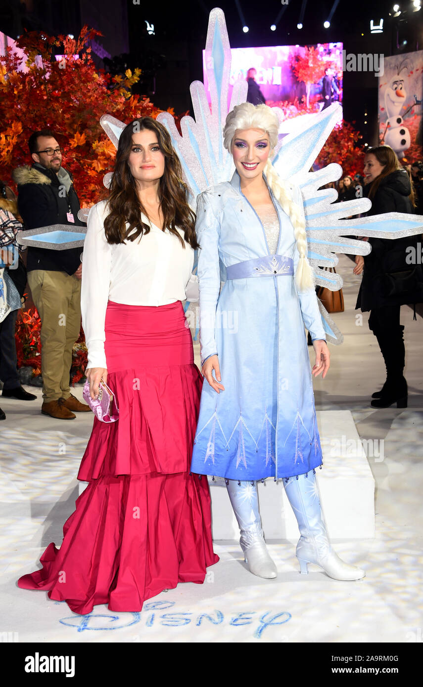 Idina Menzel et Elsa participant à la première européenne de produits surgelés 2 tenue à la BFI South Bank, Londres. Banque D'Images