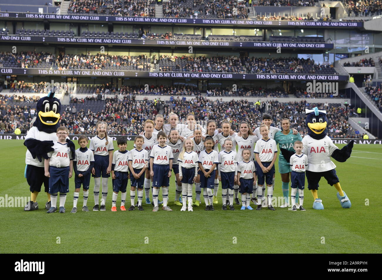 Londres, Royaume-Uni. 17 novembre, 2019. LONDON, Royaume-uni 17 novembre. Au cours de l'analyse de l'équipe Tottenham Hotspur Barclays FA Women's Super League entre Arsenal et Tottenham Hotspur à Tottenham Hotspur Stadium, Londres, Royaume-Uni le 17 novembre 2019 : Crédit photo Action Sport/Alamy Live News Banque D'Images