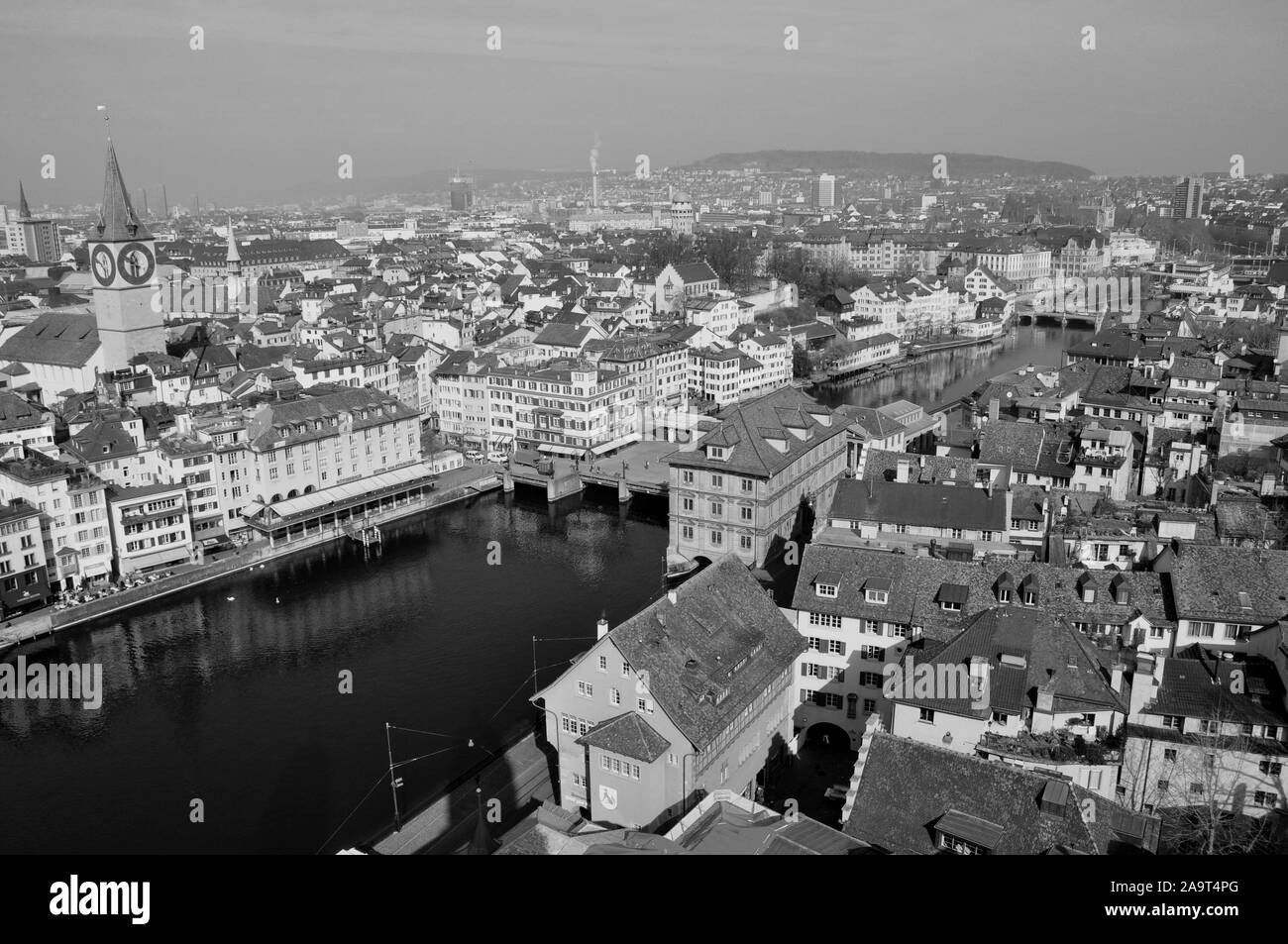 Vue panoramique depuis le Grossminster-Tower à la vieille ville de Zürich Banque D'Images