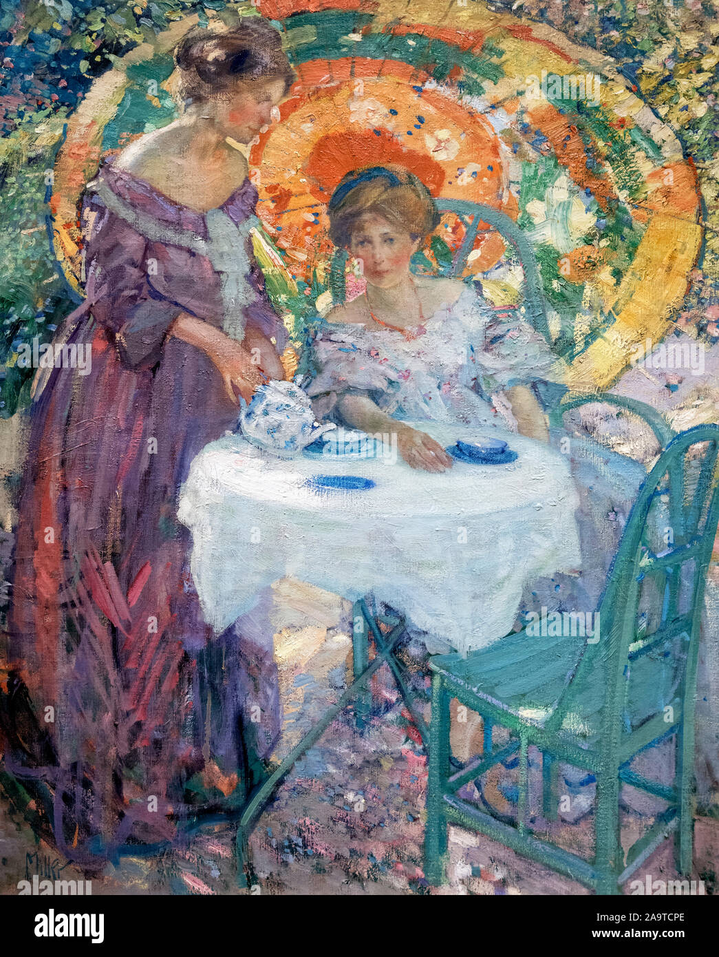 Le thé de l'après-midi par Richard Emile Miller (1875-1943), huile sur toile, 1910 Banque D'Images