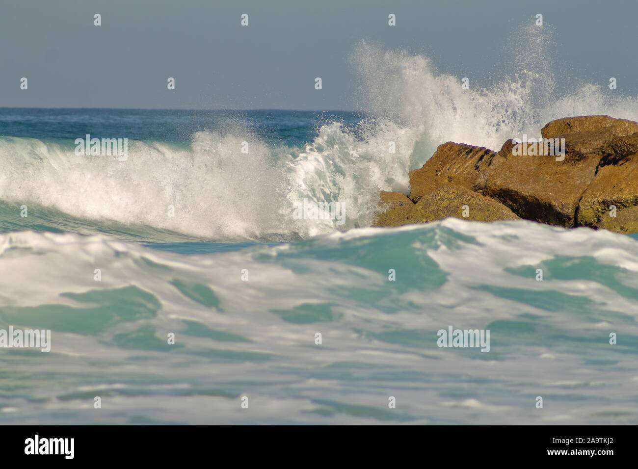 Photo de la mer Méditerranée surf prises à Ashkelon Marina, Israël. Banque D'Images