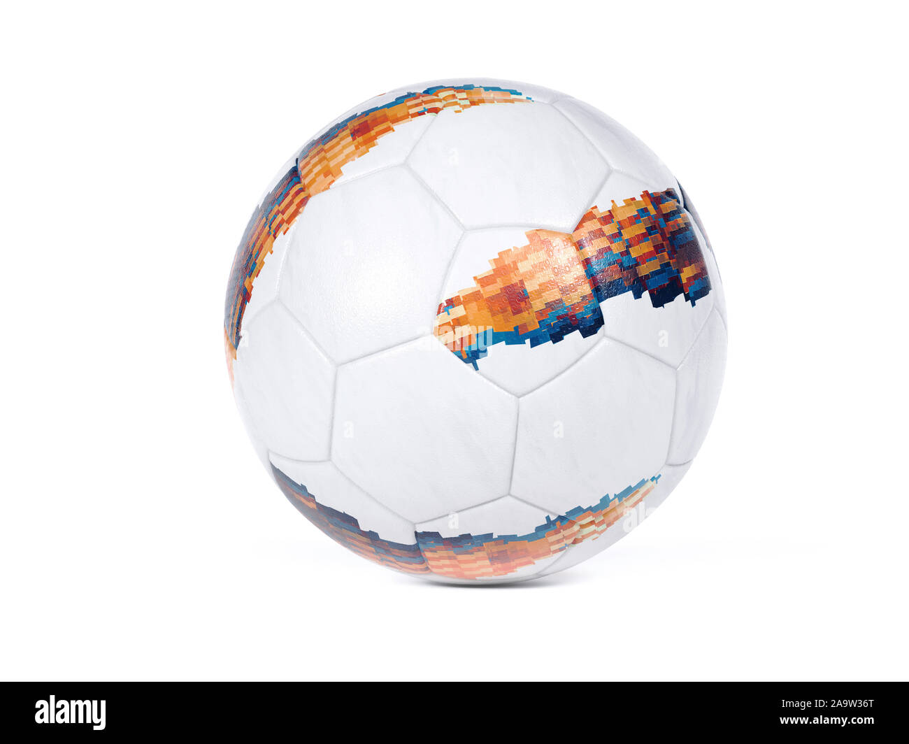 Football blanc avec des motifs géométriques abstraits colorés sur la surface sur un fond blanc avec de petites ombres et copy space Banque D'Images