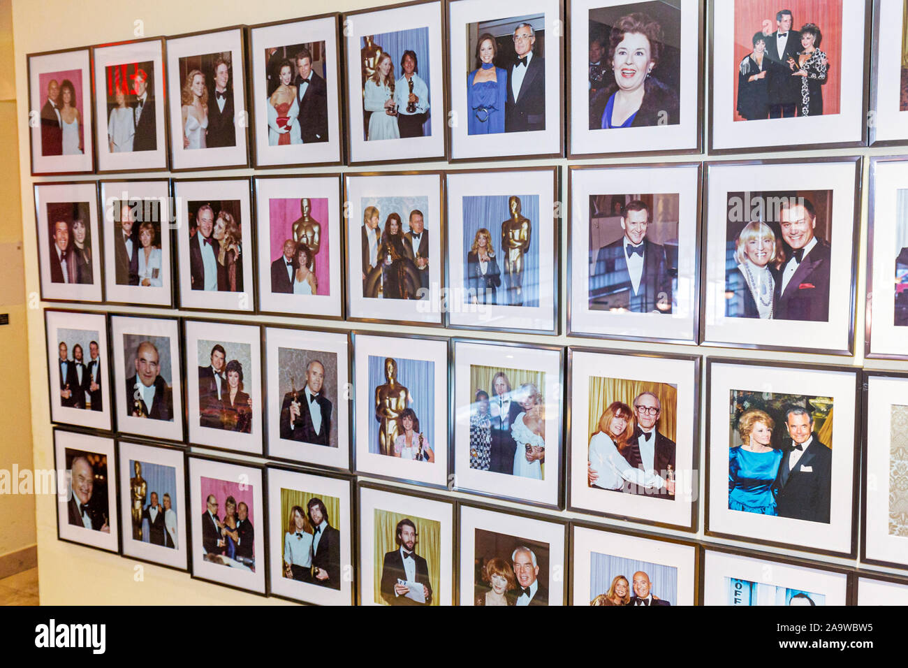 Miami Beach Florida, Collins Avenue, Jerry's Famous Deli, restaurant restaurants repas manger dehors café cafés bistrot, photos de célébrités, visiteurs trave Banque D'Images