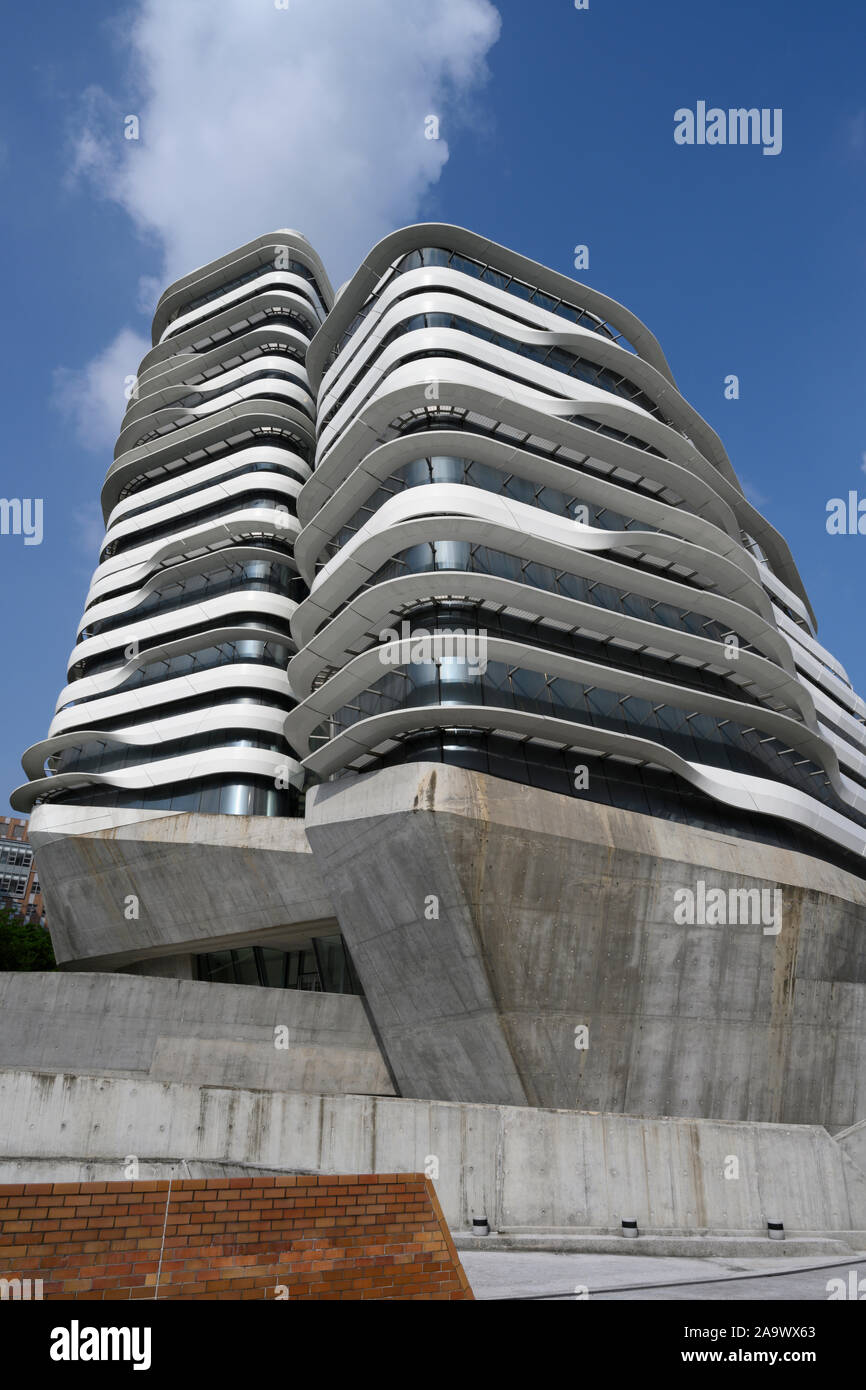 L'Université polytechnique de Hong Kong, de l'École de Jockey Club Design Innovation Tower Banque D'Images