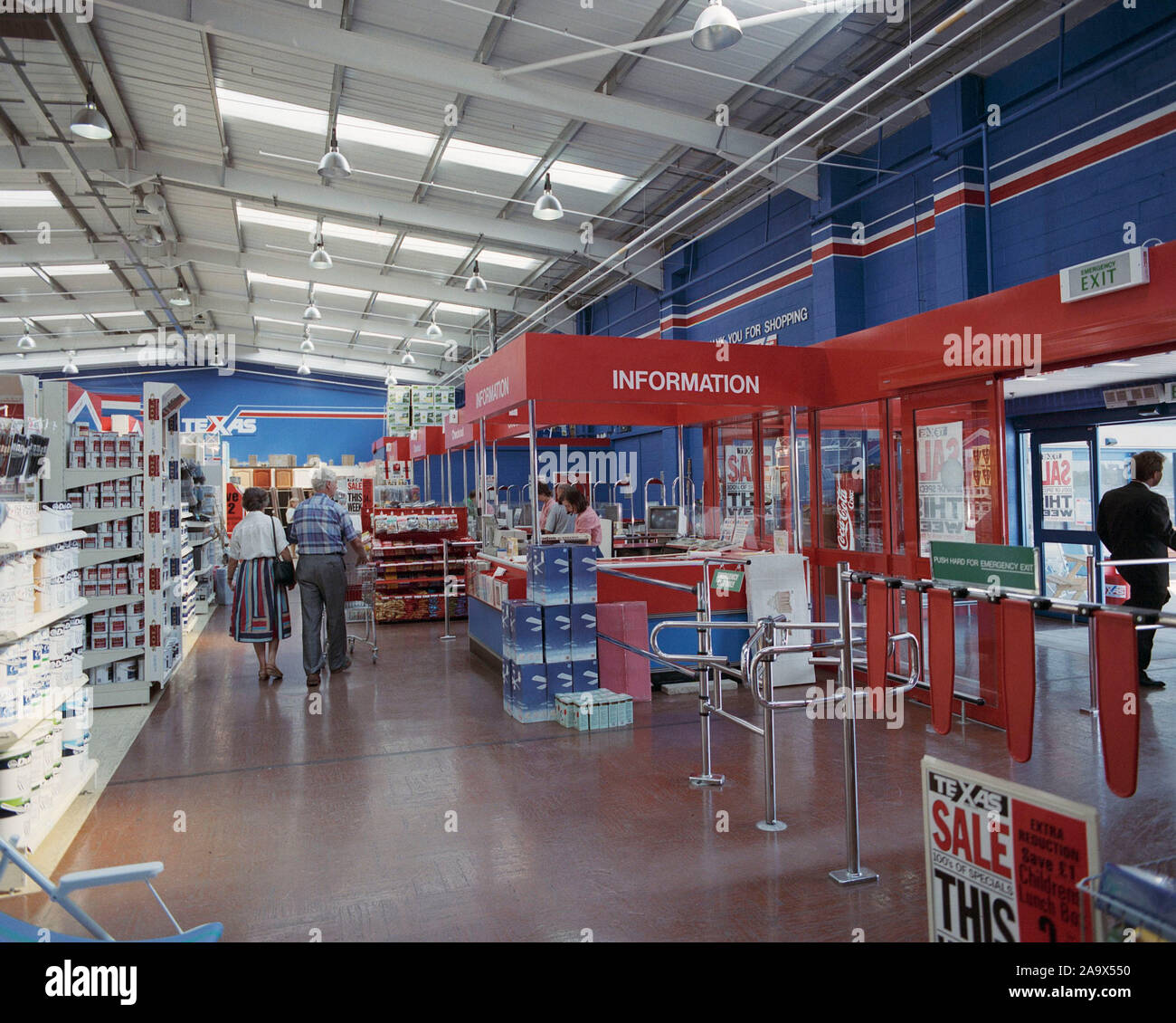 Texas 1990 magasin de bricolage, retail park Farnham Surrey, Angleterre du Sud-Est Banque D'Images