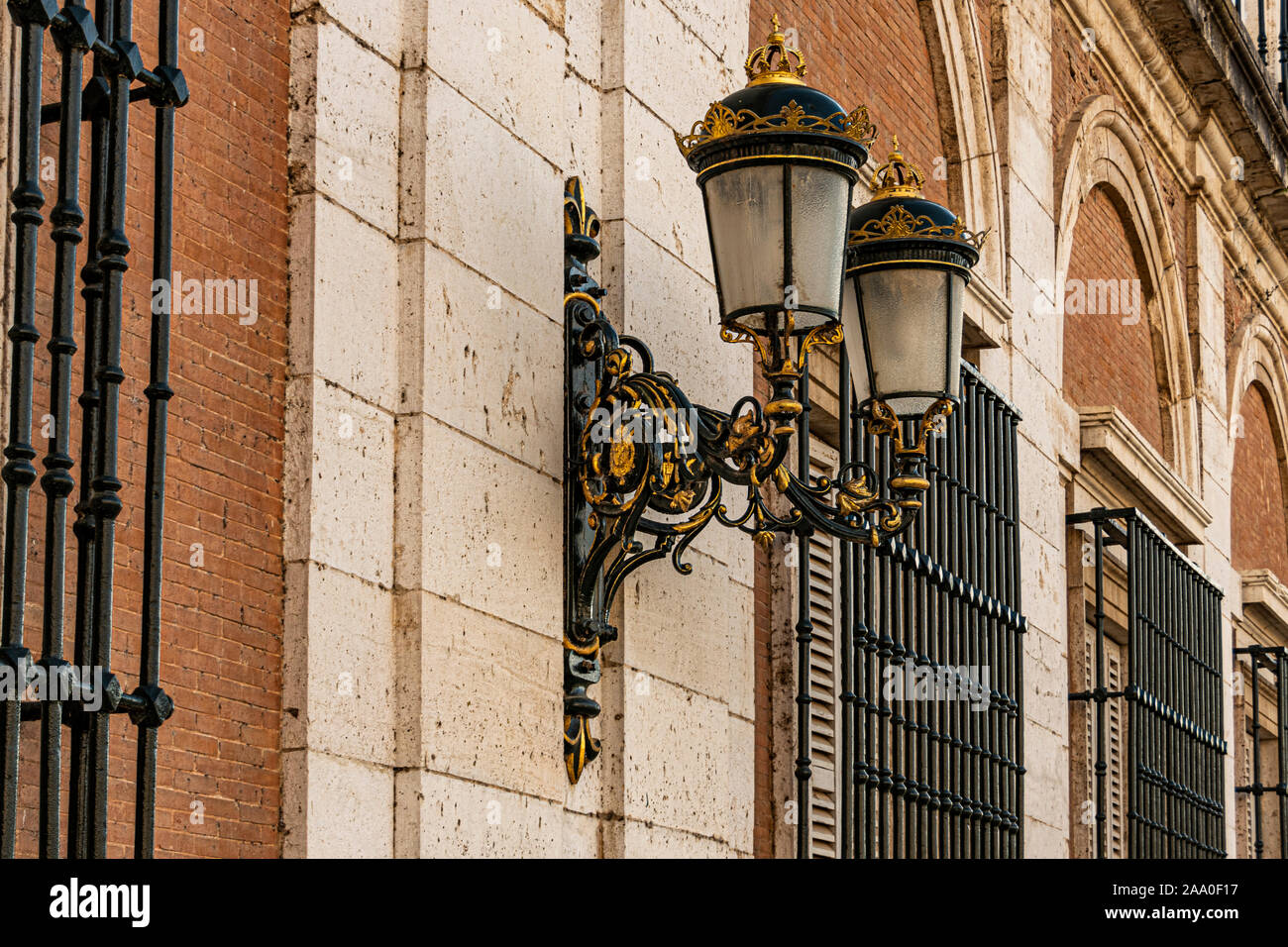 Détail de lampes de la vieille rue site royal d'Aranjuez. Espagne Madrid Banque D'Images