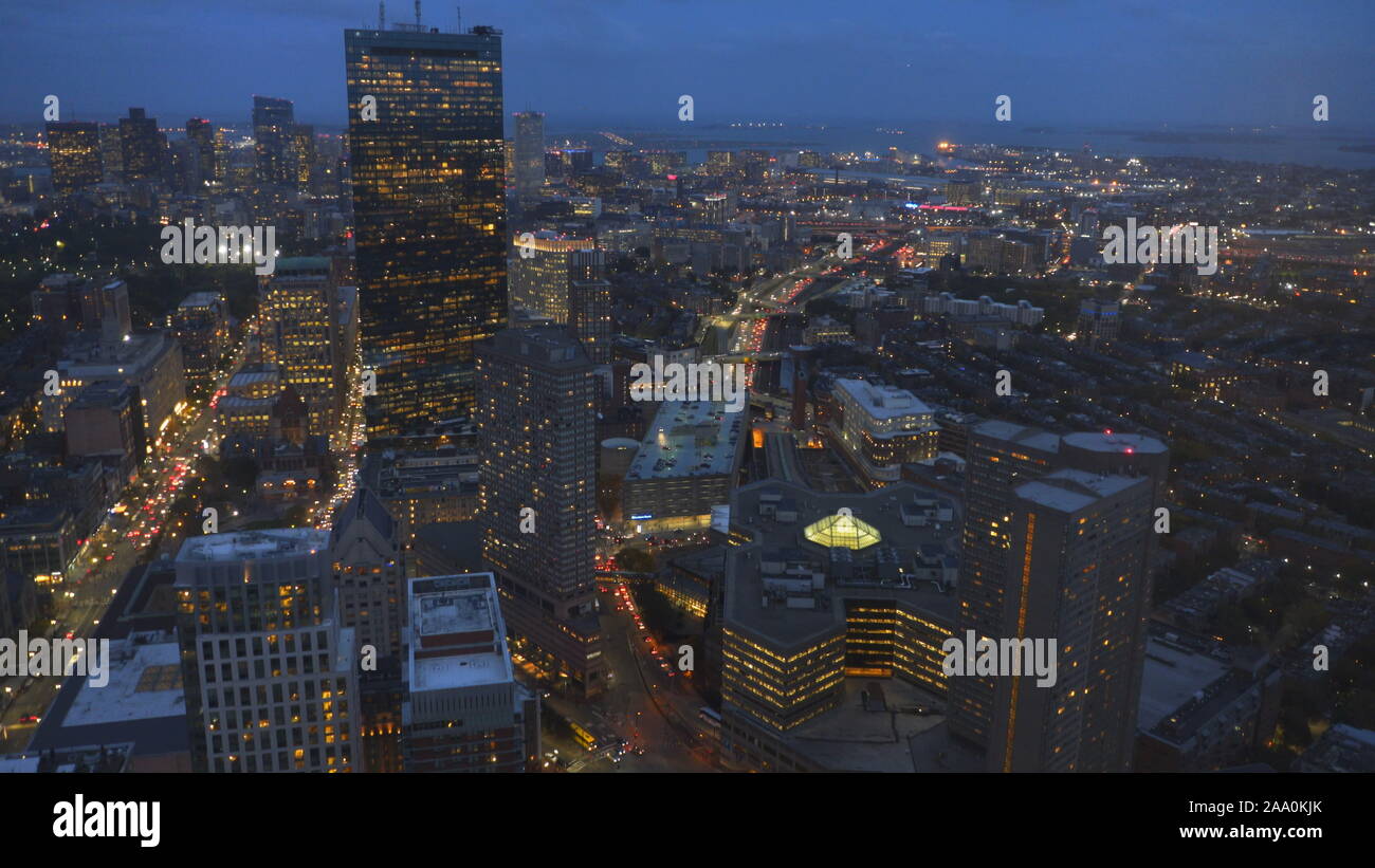 Vue de nuit de Boston à la recherche vers l'Est Banque D'Images
