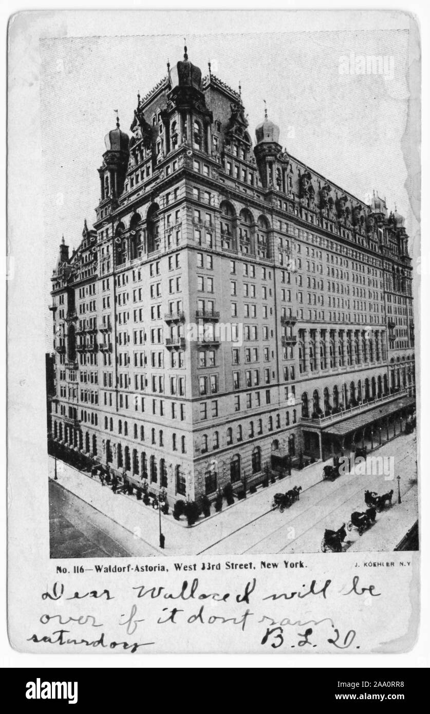 Carte postale gravée de l'hôtel Waldorf Astoria à 301 Park Avenue, à Manhattan, New York City, publié par l'illustre la carte postale, 1908. À partir de la Bibliothèque publique de New York. () Banque D'Images