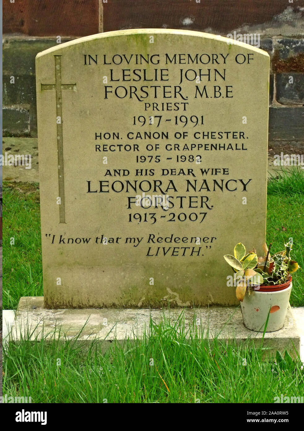 Grave, Leslie John Forster MBE Priest, 1917-1991, Recteur de Grappenhall, Warrington, Cheshire, Angleterre, ROYAUME-UNI, WA4 2SJ Banque D'Images