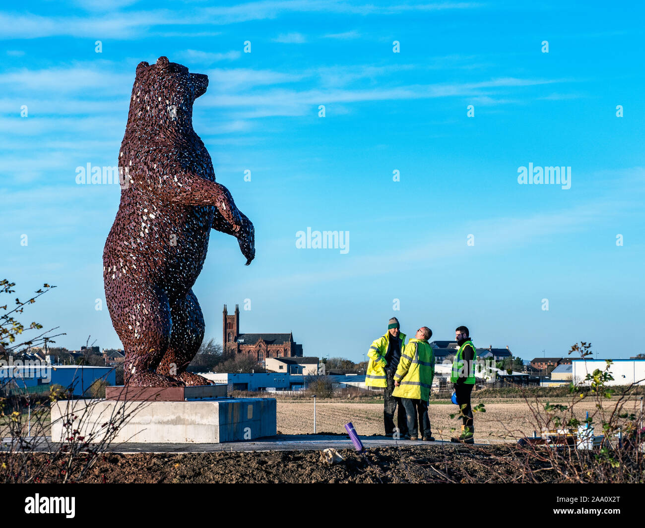 L'ours par Kelpies Dunbar sculpture sculpteur Andy Scott, Dunbar, East Lothian, Scotland, UK. Banque D'Images