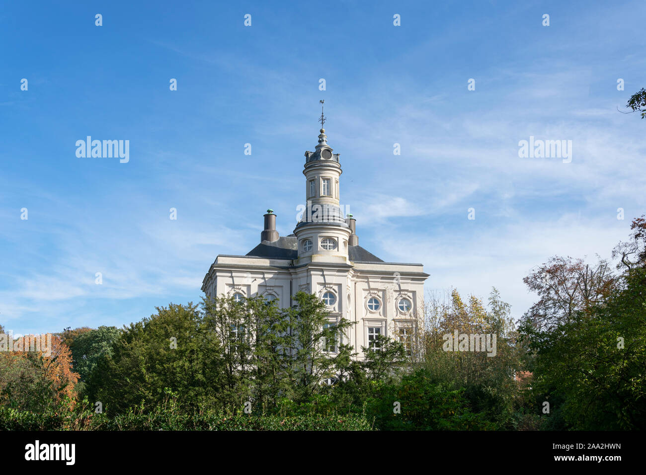 Beveren, Belgique 26 octobre 2019, Château Avant Hof ter Saksen, photo prise depuis le parc adjacent Banque D'Images
