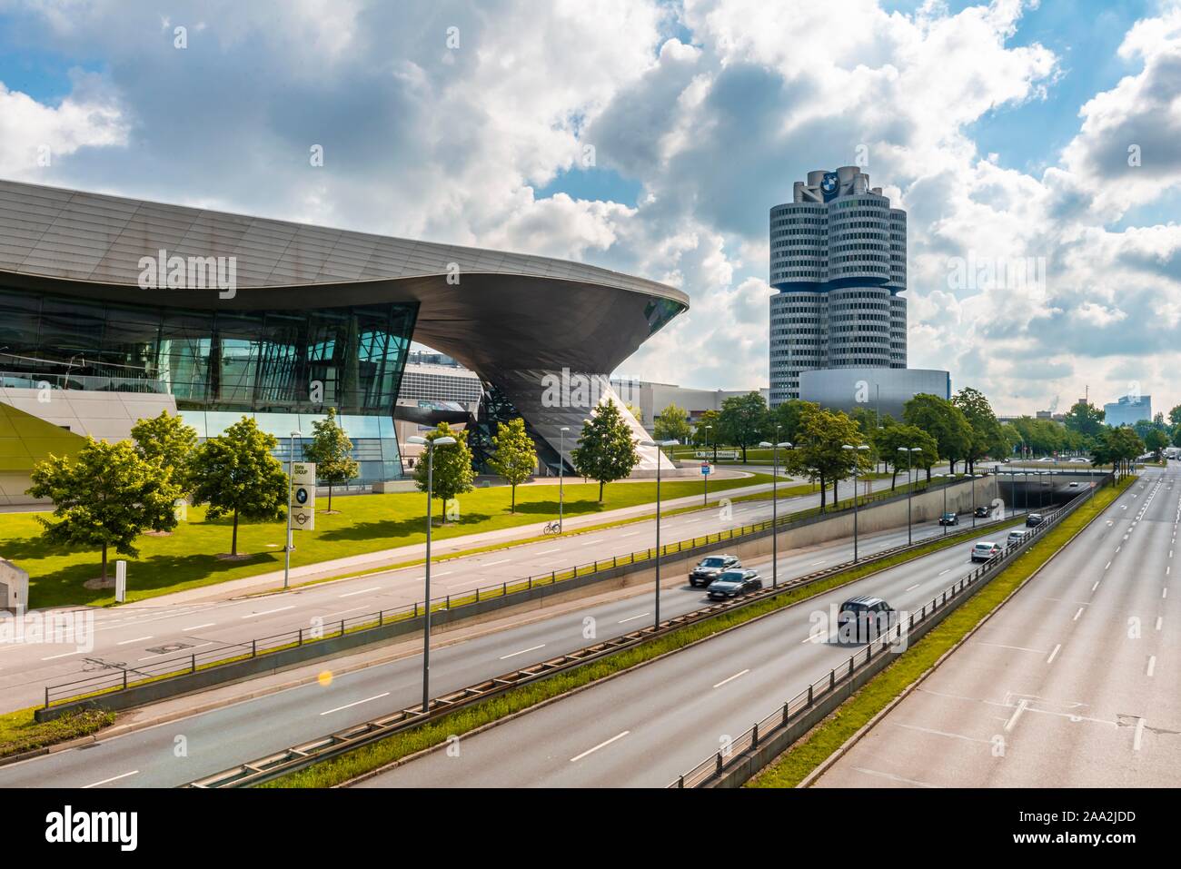 BMW Musée BMW Welt et quatre cylindres, Munich, Haute-Bavière, Bavière, Allemagne Banque D'Images