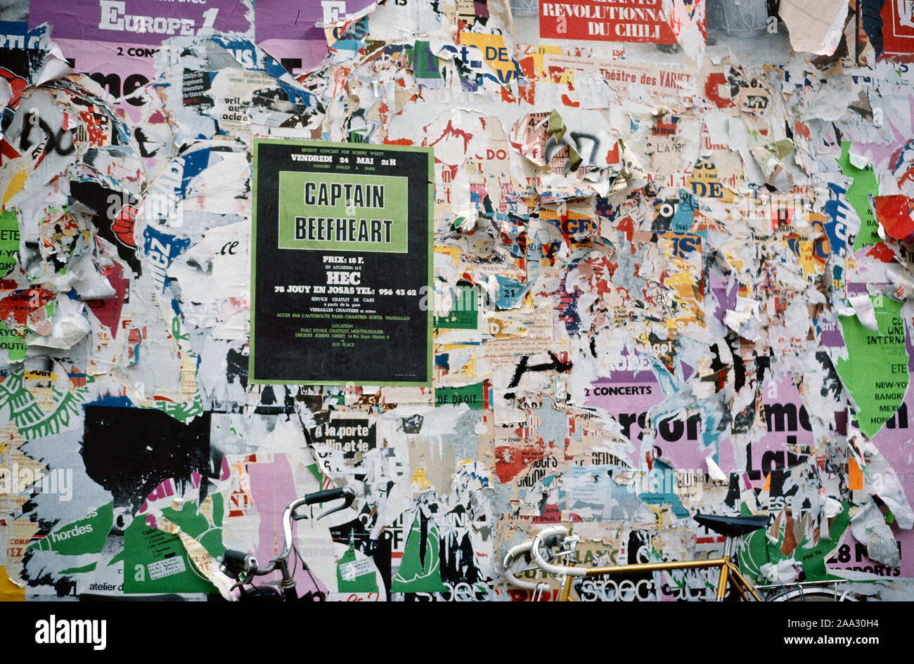 Captain Beefheart poster sur flyposted wall à Paris en 1974_une image numérisée Banque D'Images
