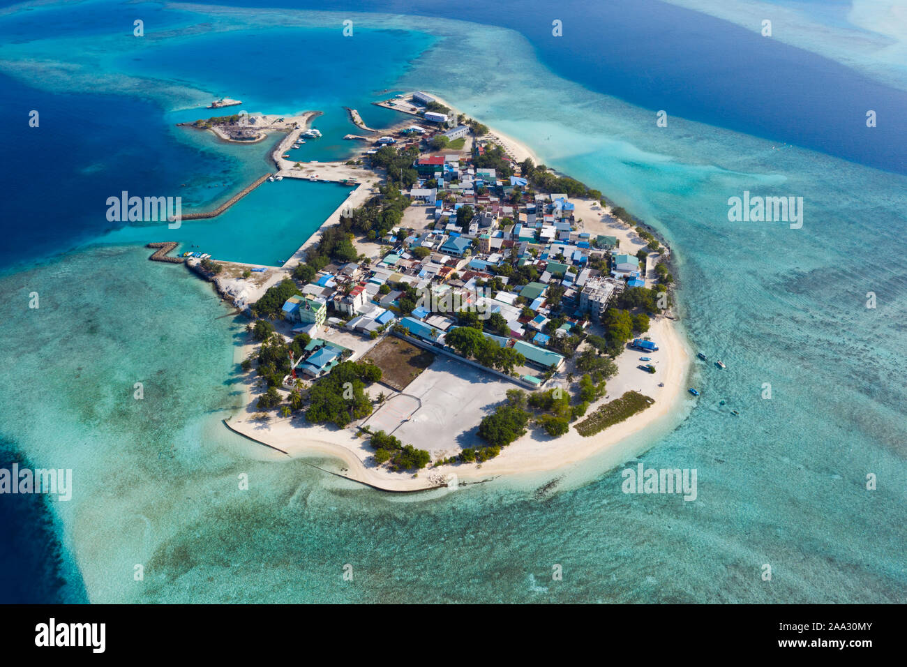 L'île habitées Gulhi, South Male Atoll, Maldives, océan Indien Banque D'Images